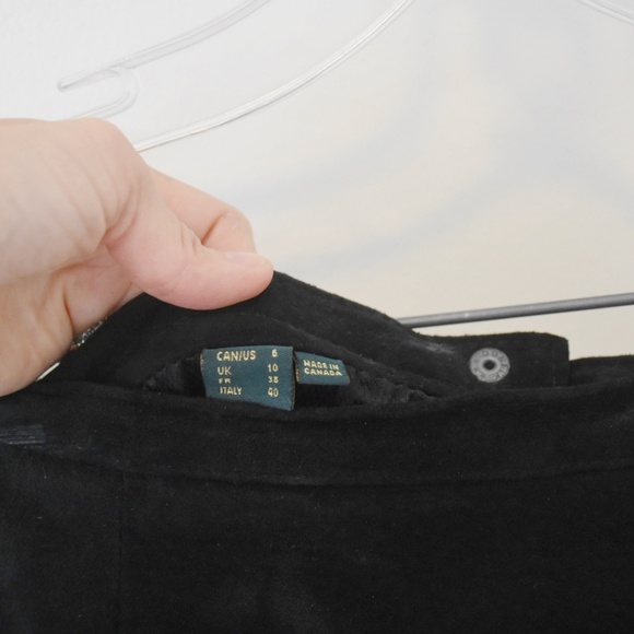 Genuine Danier black suede skirt - US size 6 (4) - Picture 4 of 4